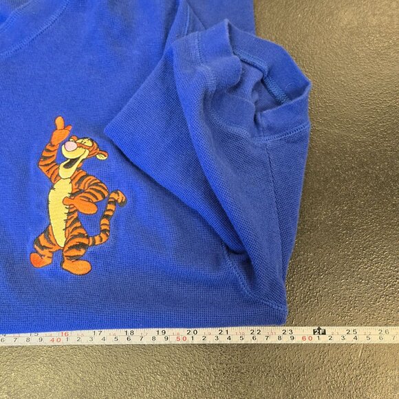 Vintage Disney Store Thermal Blue Tigger Embroidered Henley Shirt Mens L Short S - Picture 7 of 9